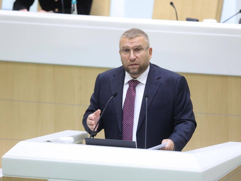 Валерий Пикалев выступил на пленарном заседании Совета Федерации
